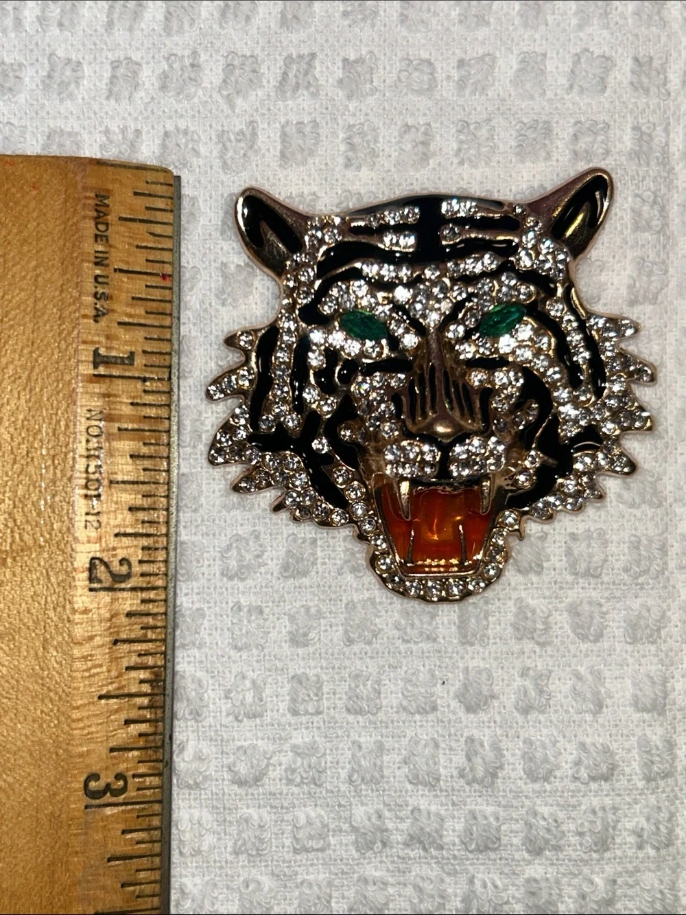 Rhinestone Roaring Tiger 🐅 Brooch
